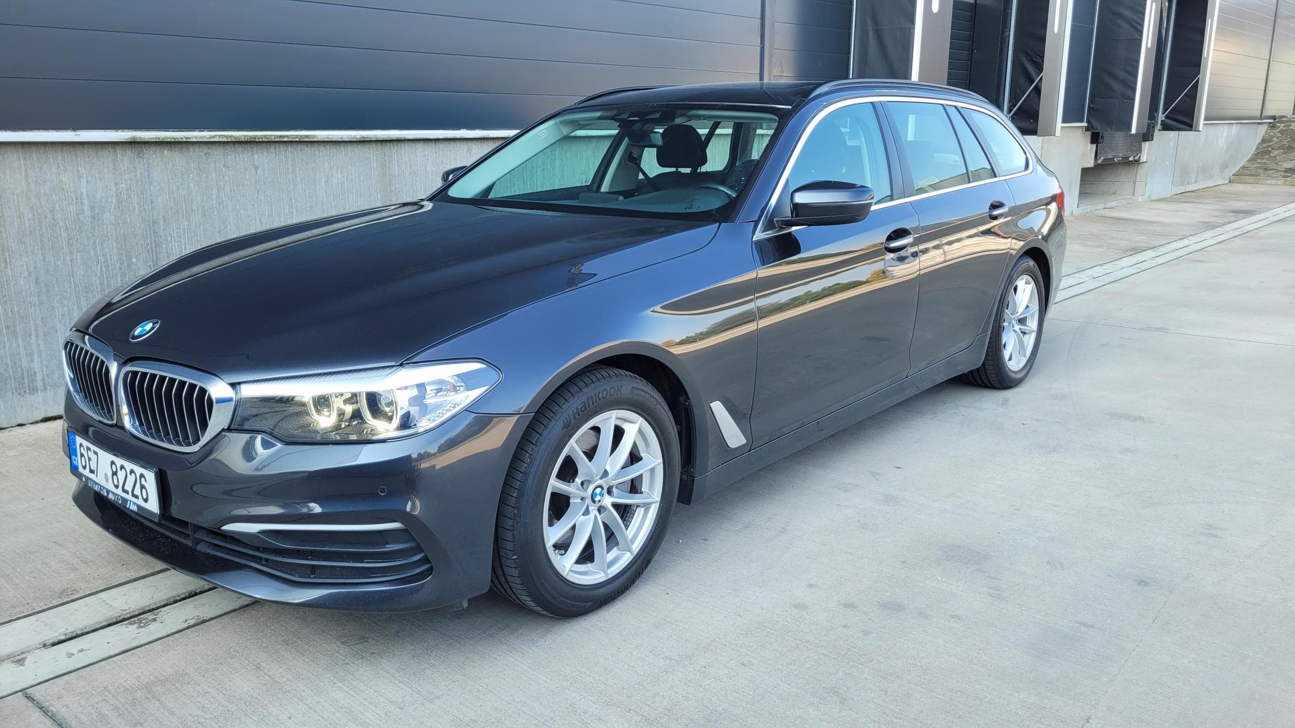 BMW Řada 5 520d, fotka 6
