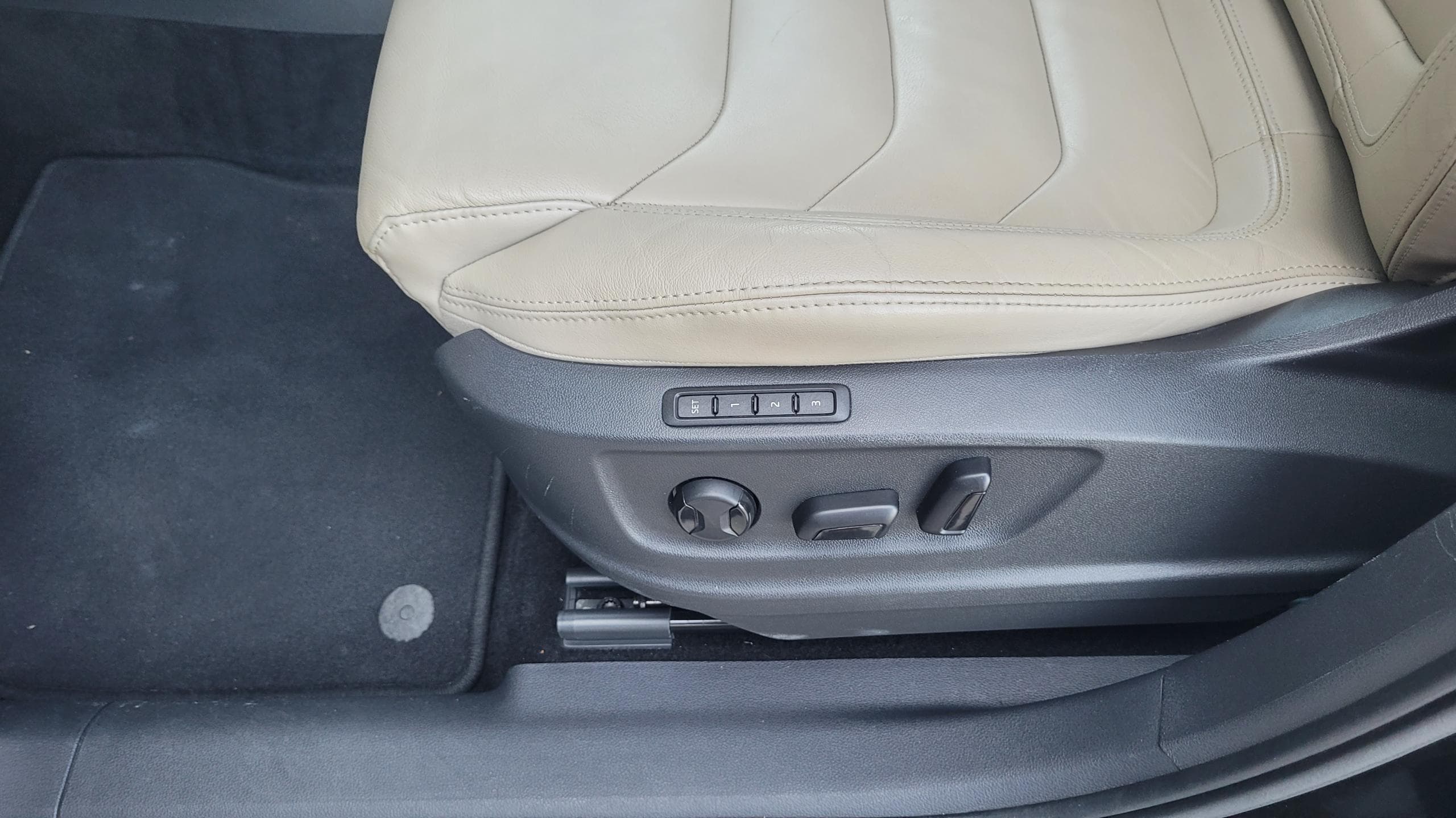 Škoda Kodiaq 2.0 TDI 4×4 DSG 7 míst, fotka 22