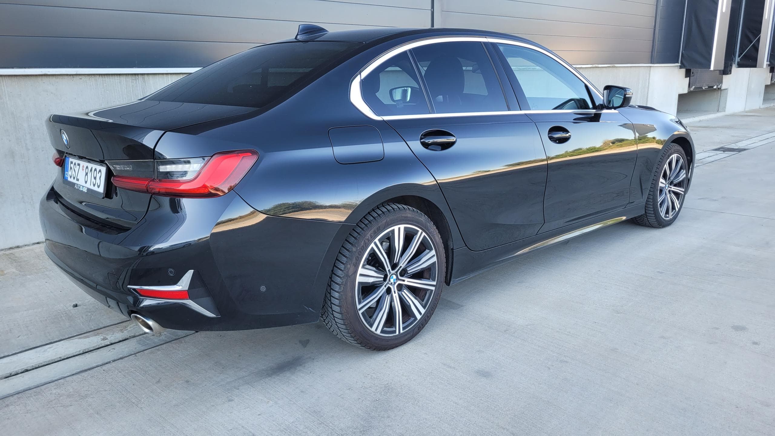 BMW Řada 3 320d xDrive, fotka 7