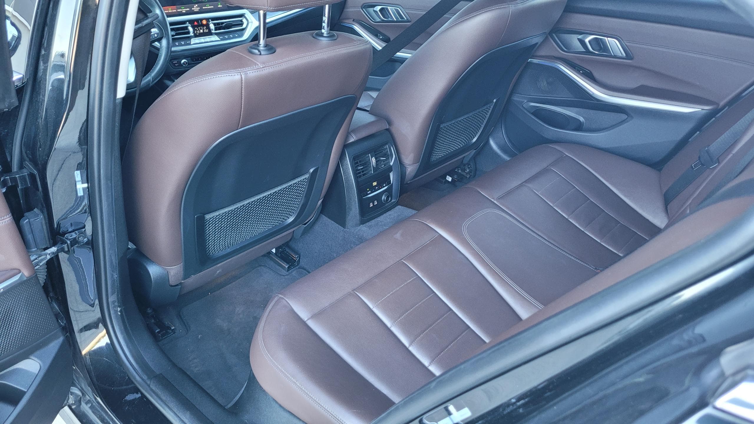 BMW Řada 3 320d xDrive, fotka 14