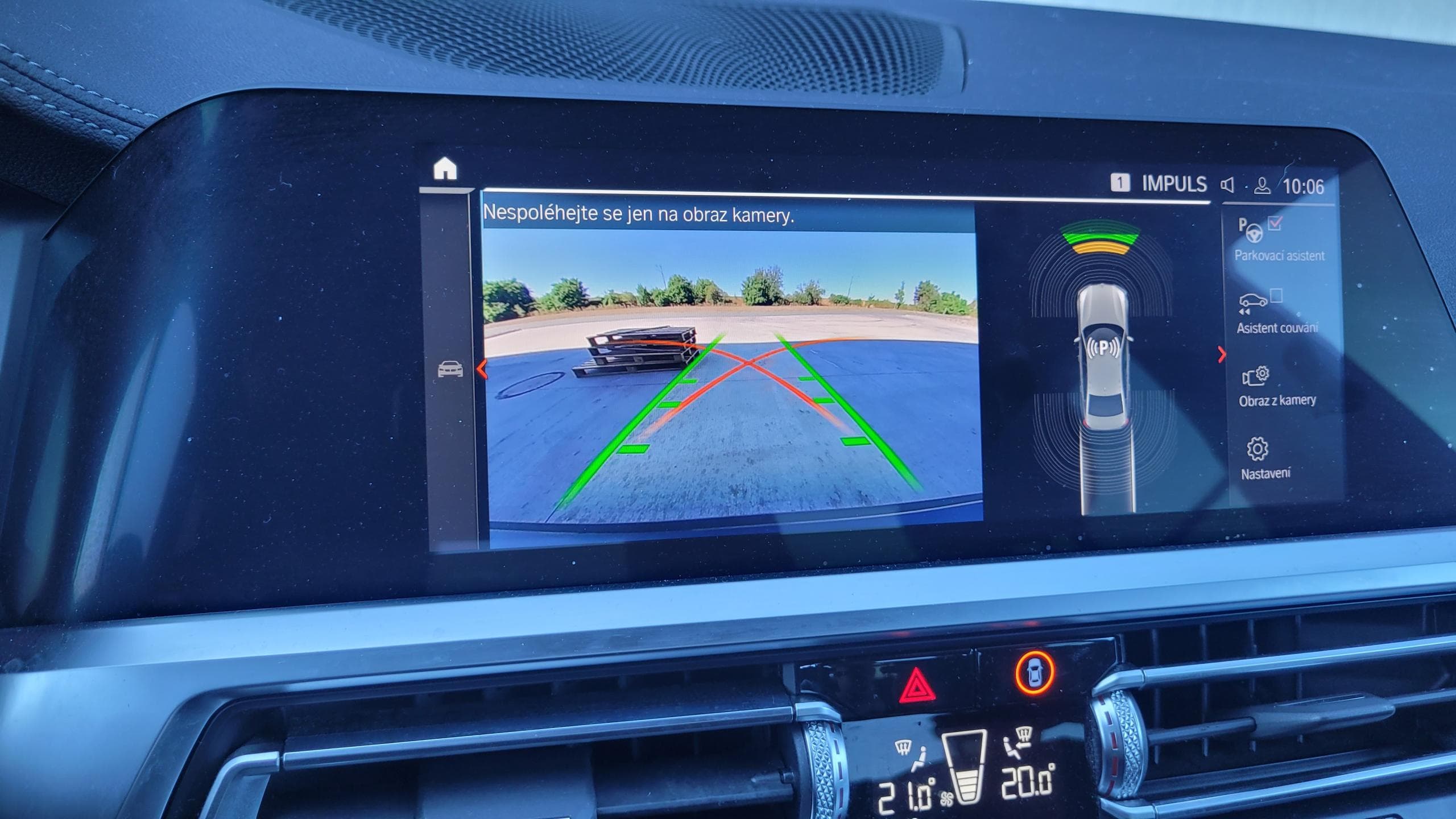 BMW Řada 3 320d xDrive, fotka 22