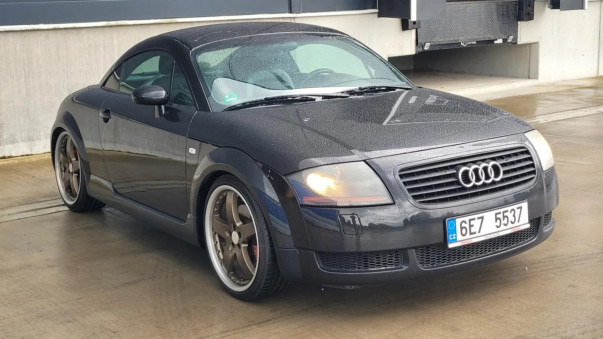 Audi TT Coupé 1.8T quattro