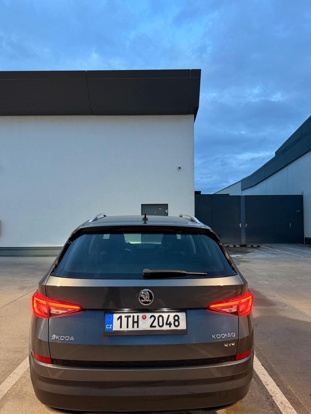 Škoda Kodiaq 2.0 TDI DSG 4x4 — fotka 1