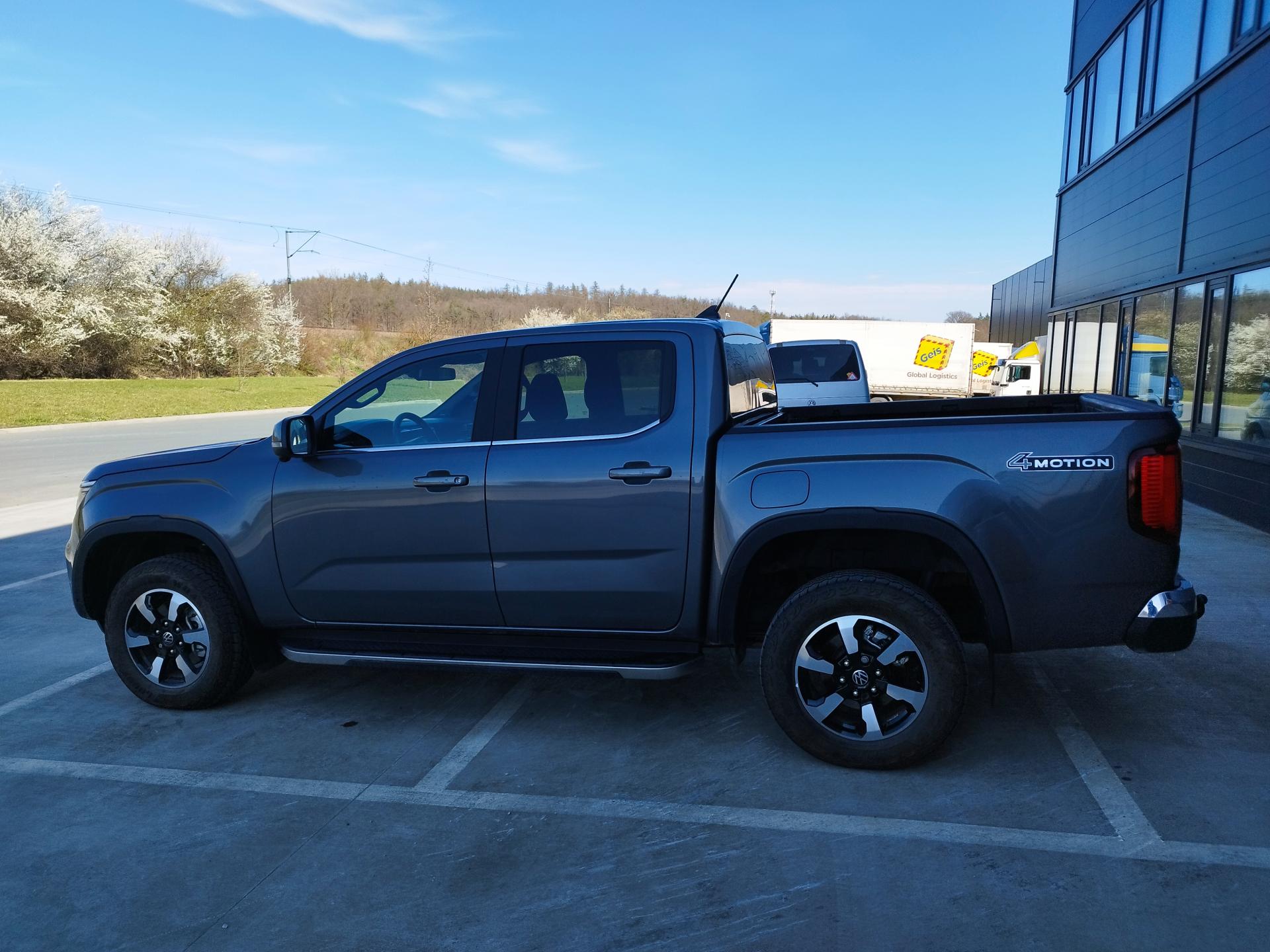 Volkswagen Amarok 3.0 TDI — fotka 6