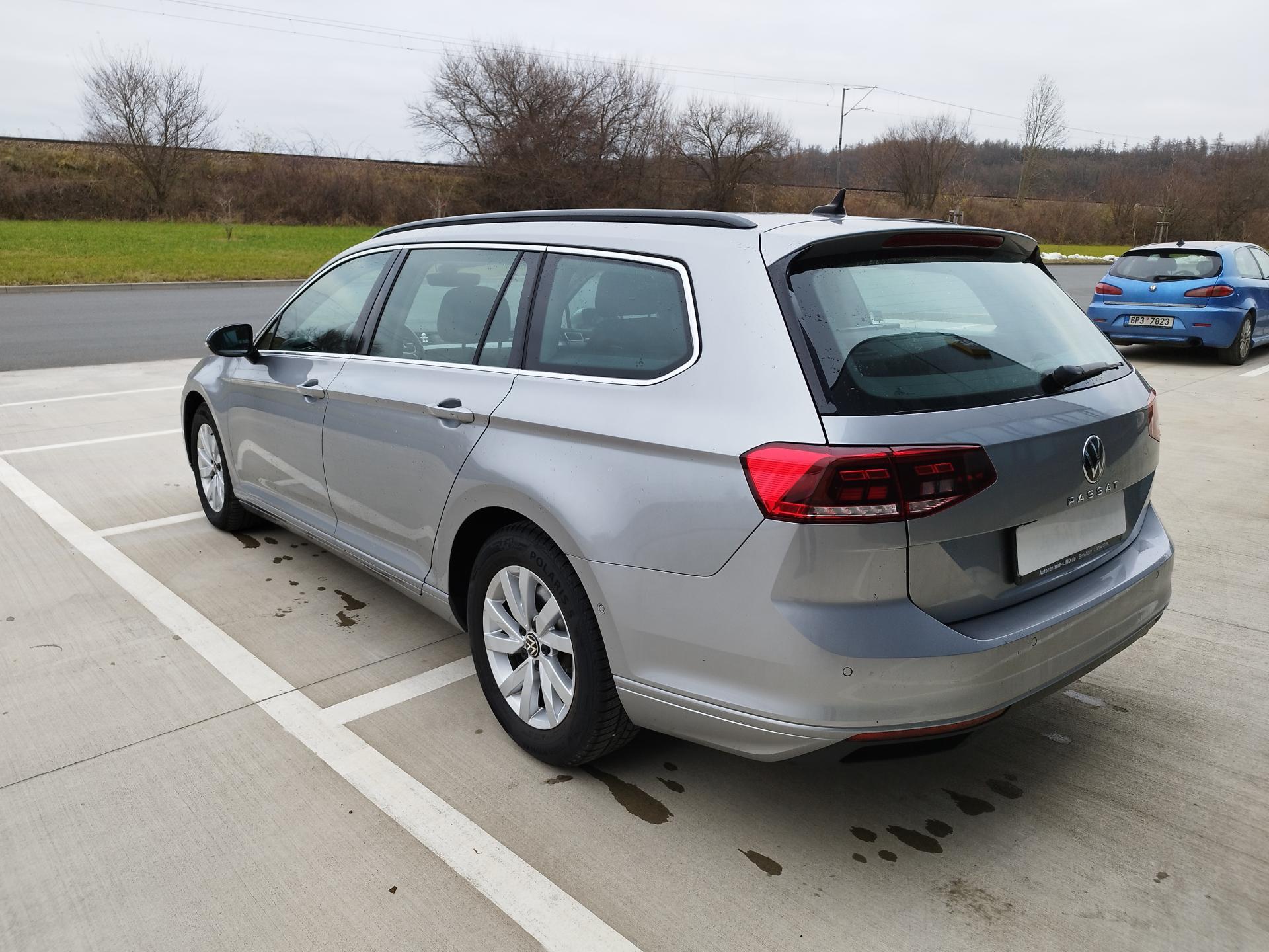 Volkswagen Passat 2.0 TDI — fotka 5